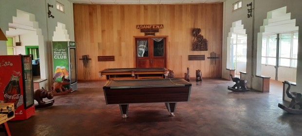 Club house pool table